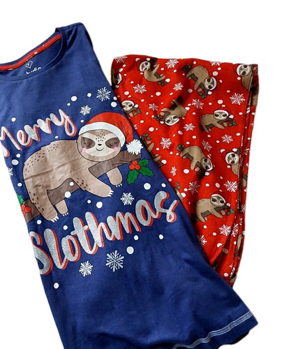 Studio merry slothmas - studio,